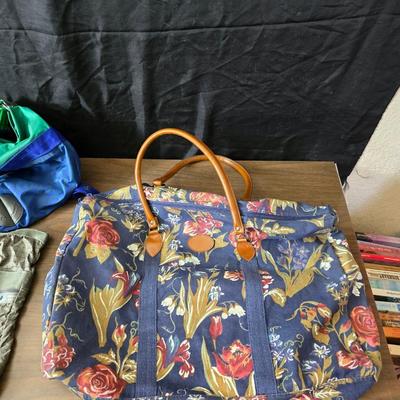 Overnight and fast trip bags - backpack - smaller bags for organizing