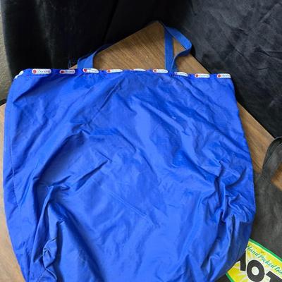 A variety of re-usable shopping bags