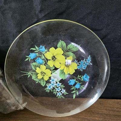 Easter decorations - solar dancing bunnies & duck - baskets - bunny figures and more