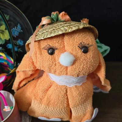 Easter decorations - solar dancing bunnies & duck - baskets - bunny figures and more