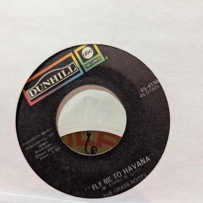 Antique 45 Records - The Vogues - The Supremes - The 5th Dimension