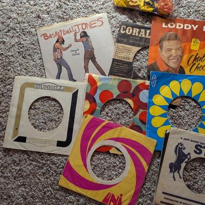 Vintage 45 Record Case & Record Sleeves