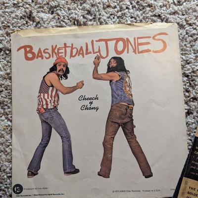 Vintage 45 Record Case & Record Sleeves