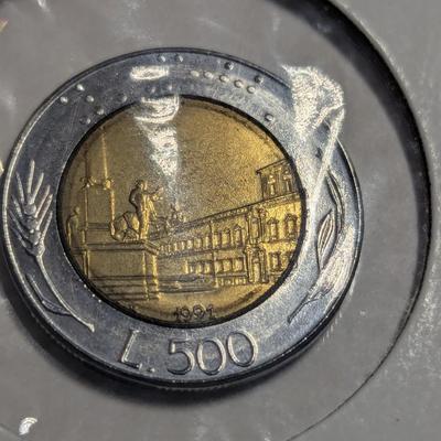 Italian 1991 500 Lire Braille Coin - Chile 1933 Silver Peso - 1982 Mexico 20 Centavos Restyle