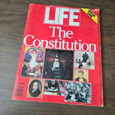 1987 Life Magazines Oliver North - The year in pictures - The constitution