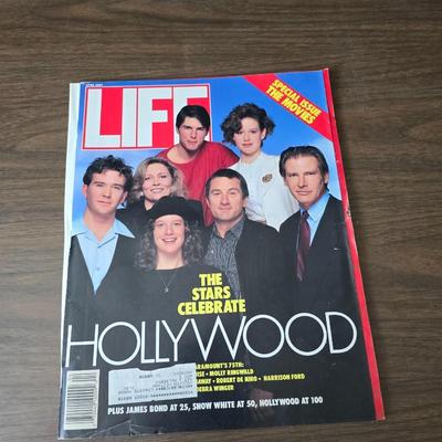 1987 Life Magazines Oliver North - The year in pictures - The constitution