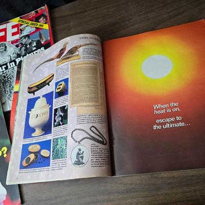 1987 Life Magazines Oliver North - The year in pictures - The constitution