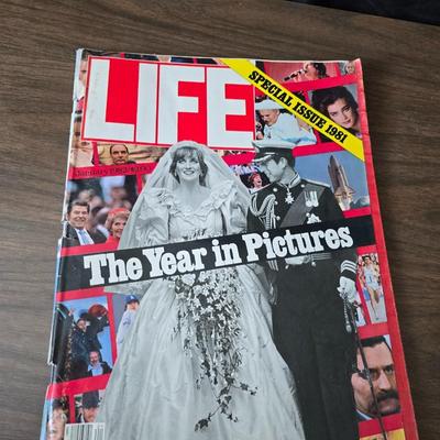 1987 Life Magazines Oliver North - The year in pictures - The constitution