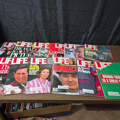 1987 Life Magazines Oliver North - The year in pictures - The constitution