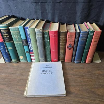 Vintage books - mostly all history - History of Europe - Chile - Thesaurus of English words and others