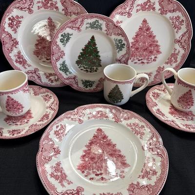 Sale Photo Thumbnail #207: 9 Pieces of Christmas Old Britain Castles 
Made in England
Red With Christmas Trees