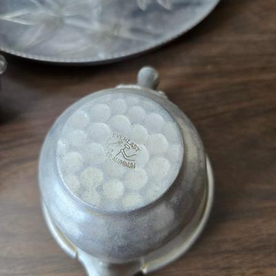 Vintage Wilson Specialties hand wrought aluminum dishware and a Thankful artwork