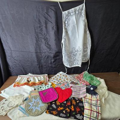 Kitchen linens - Chicken theme valance - lace apron - table cloth - hot pads - towels and more