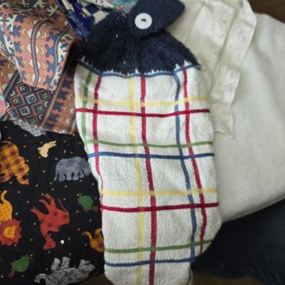 Kitchen linens - Chicken theme valance - lace apron - table cloth - hot pads - towels and more