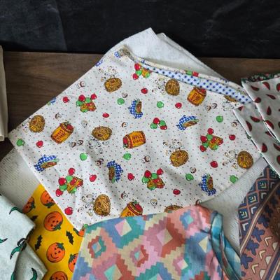 Kitchen linens - Chicken theme valance - lace apron - table cloth - hot pads - towels and more