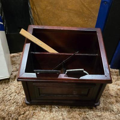 Large variety of office supplies - large corkboard - organizing trays - notebooks - organizing - atomic clock and much more