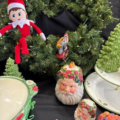 Sale Photo Thumbnail #219: Christmas Serving Dishes and Decor
Wreath, Bowls, light up trees.