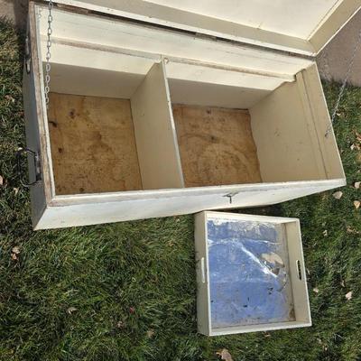 Large livestock show box - Tack storage - Grain bin - Many other uses Large wooden trunk