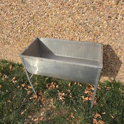 Stainless steel utility sink