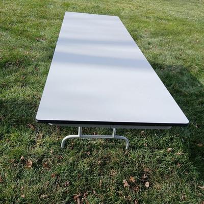 Bevis 8' folding table