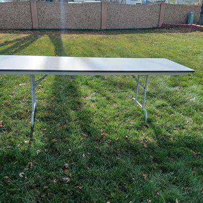 Bevis 8' folding table