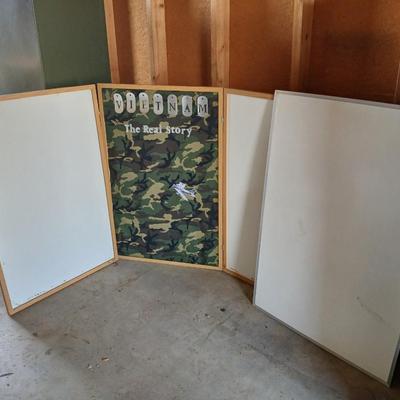 Hinged Trifold display and whiteboard