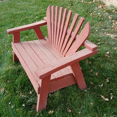 Wood yard or patio bench