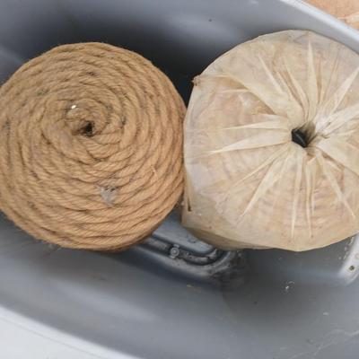 Tote with two rolls of brown toned macramé yarn / twine