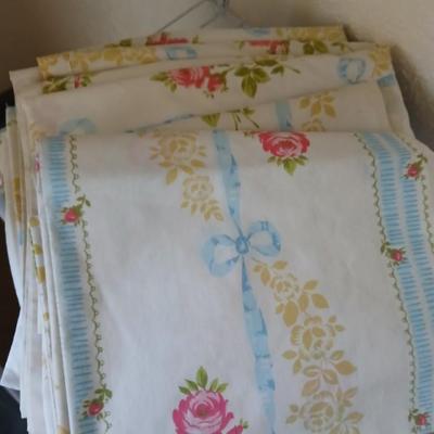 Assortment of mostly Full sized sheet sets / partial sets