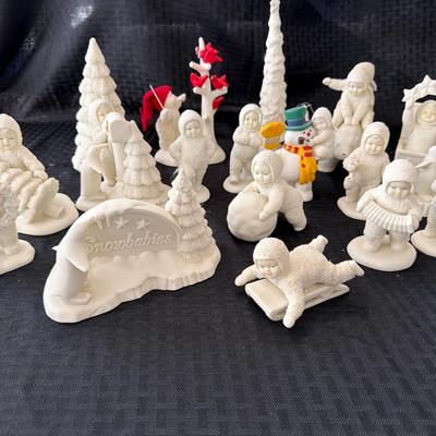 Sale Photo Thumbnail #246: Department 56 Lot of 18 Snow Bunnies 
All Varieties of Activities