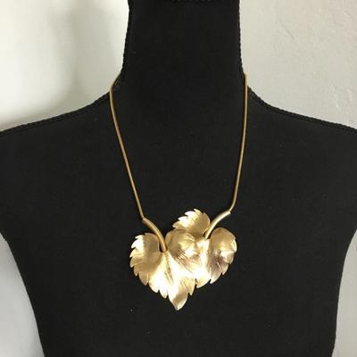 Beautiful, vintage, brushed gold, toned, leave statement necklace