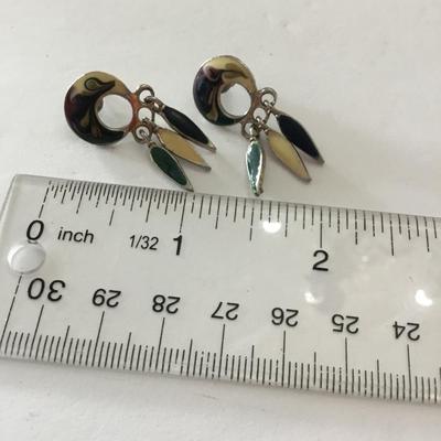 Cute vintage Silvertone multicolored enamel dangle earrings