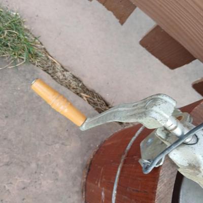 White mountain Ice cream maker 2 qt. with an additional ice cream maker for parts