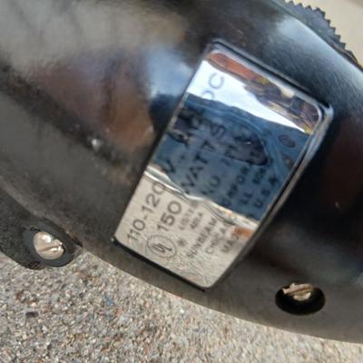 Livestock items - Sunbeam Stewart shear master sheers with a collection of brushes and more