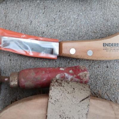 Stewart Livestock shears - hoof knife and brushes