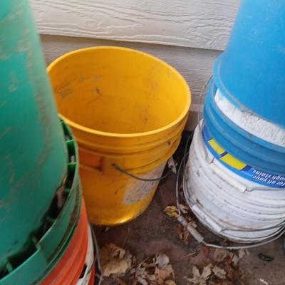assortment of 5-gallon buckets
