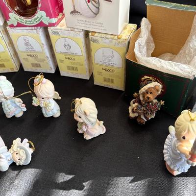 Sale Photo Thumbnail #265: Precious Moments Ornaments