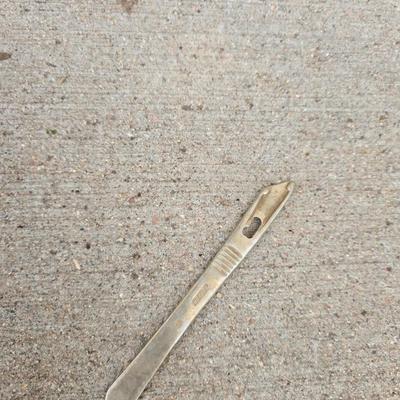 Livestock items - small electric clippers - hoof trimmers- small electric fence charger for pets