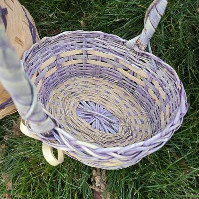 Collection of wicker baskets and harvesting baskets
