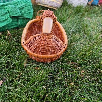 Collection of wicker baskets and harvesting baskets
