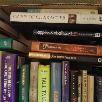 Boxes of Hardback books - 2 boxes full - The old Northwest - war of 1812 - The glory and the Dream - and other great titles