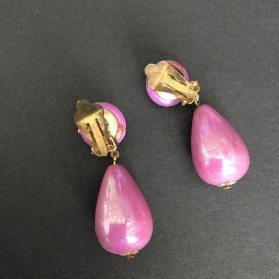 Vintage, iridescent purple clip on earrings