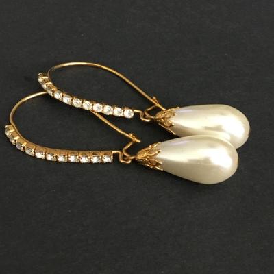 Beautiful, faux pearl, gold tone, rhinestone statement earrings