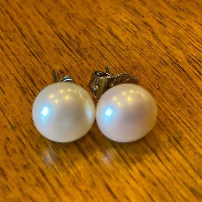 14k gold pearl earrings