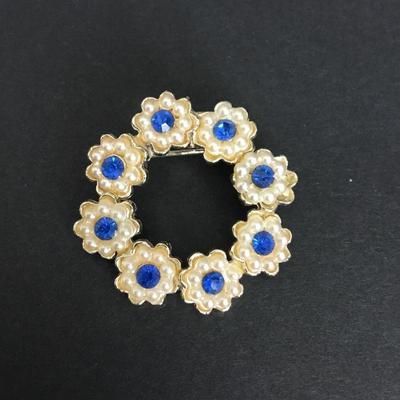 Cute, vintage, flower, circular brooch