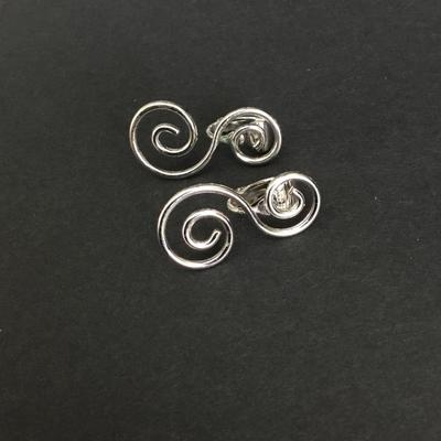 Vintage Avon spiral clip on earrings