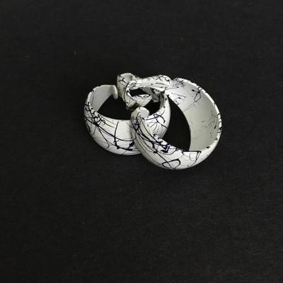 Vintage 80s black and white enamel hoop clip on earrings