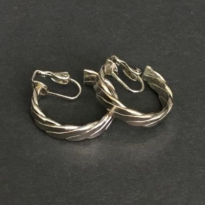 Beautiful, vintage, silver toned hoop clip on earrings