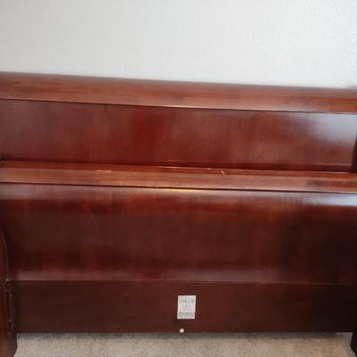 QUEEN SIZE SLEIGH BED FRAME WITH A CHERRY FINISH