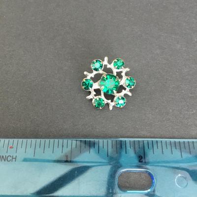Vintage emerald, green, crystal petite silver tone, flower pin